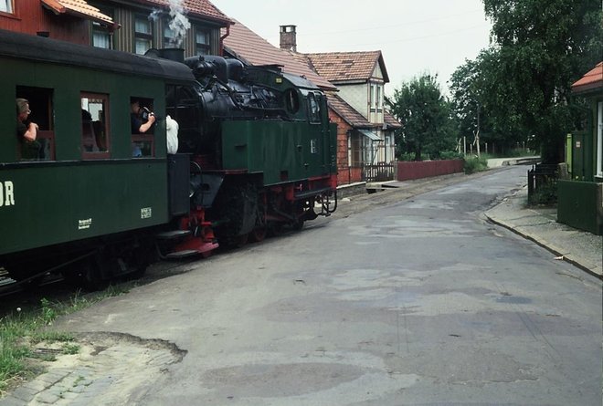 0023 f.jpg