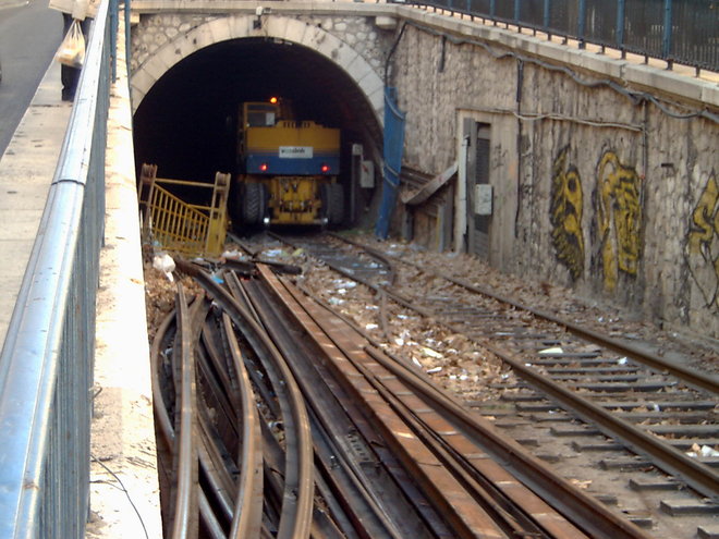 S2400043.JPG