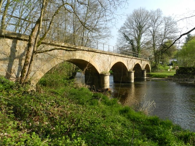 pont tacot Chitry (1).JPG