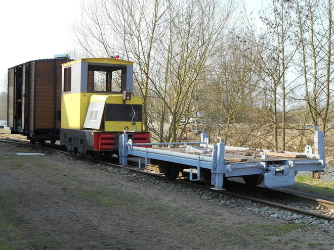 train atelier.JPG