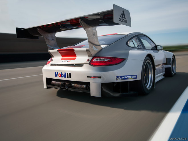 2013_porsche_911_gt3_r_5_1024x768.jpg