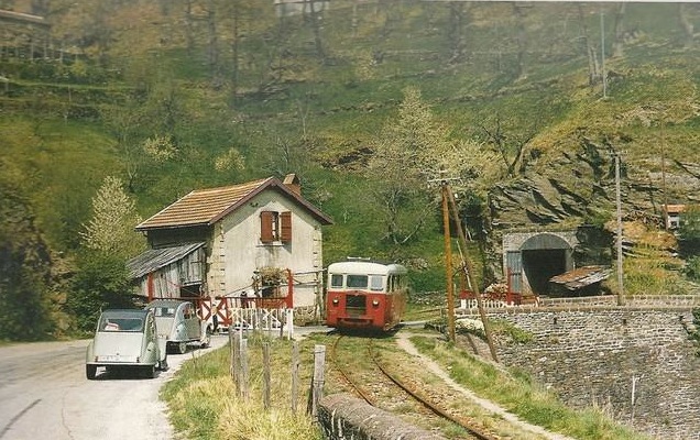 CFD Lozère Cros Marveillac PN De Dion 2 cv Photo JL Rochaix (cf BVA =- Version Couleur).jpg