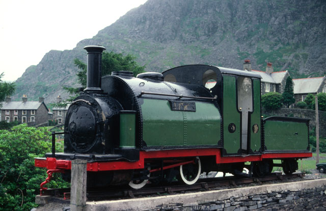 79-08-0731-wales-blaenau-ffestiniog.jpg