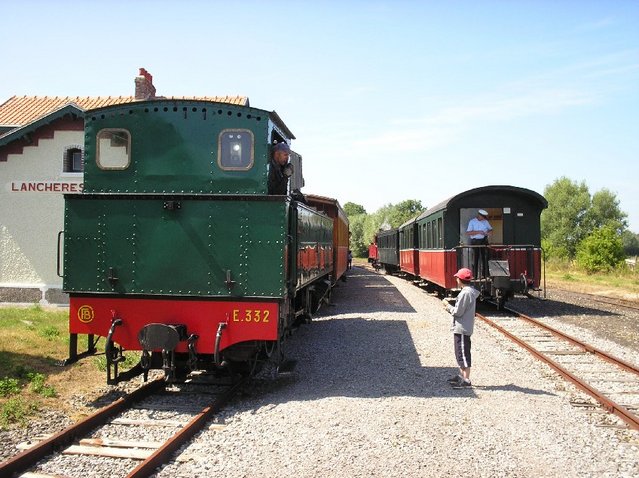 FETE GARE CAYX1.jpg