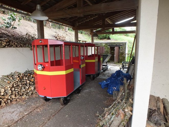 1504 les frigos a la gare 03.jpg