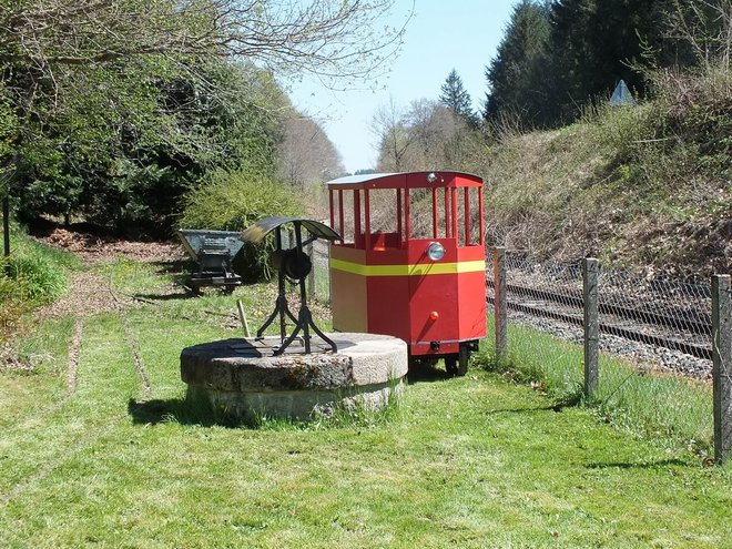 1504 les frigos a la gare 06.jpg