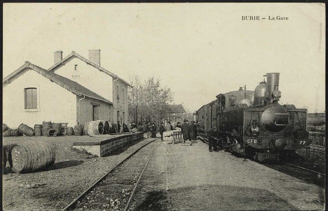 16 - Burie La Gare.JPG