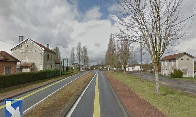 Rouillac - les deux gares (Google 2013).jpg