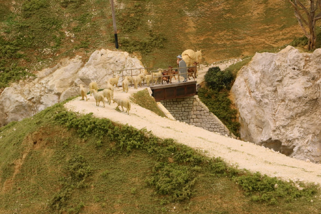 Moutons pont.jpg