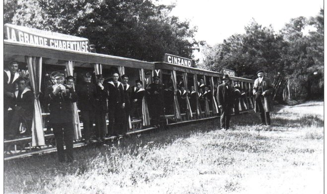 Tram Royan militaires 001.jpg