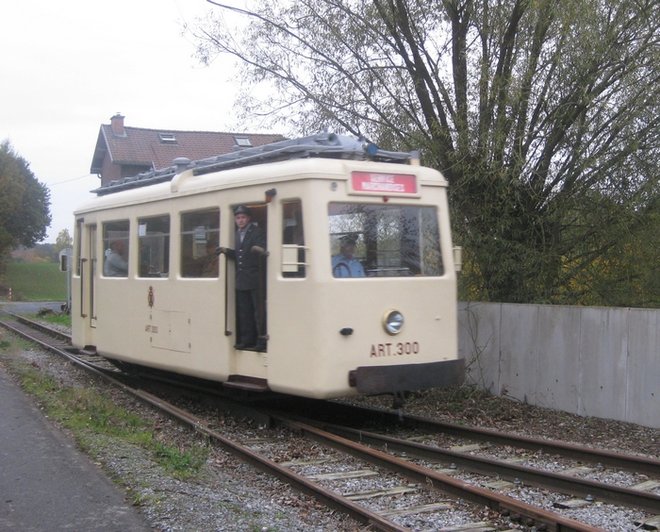ar 300.jpg
