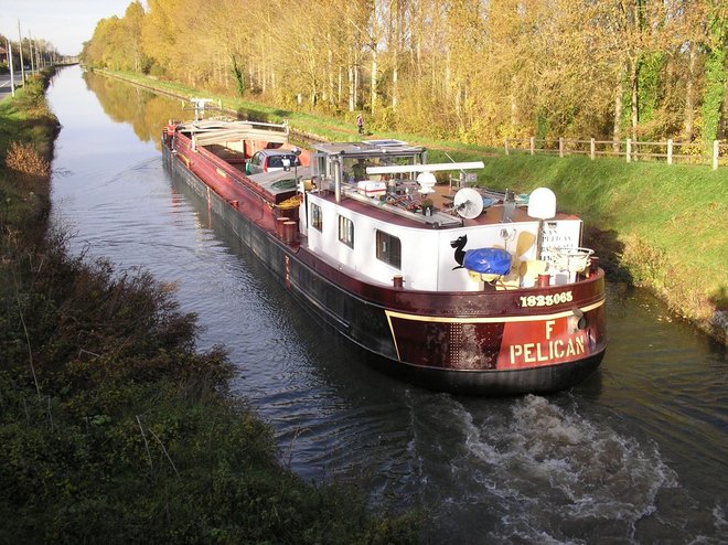 péniche 3.JPG