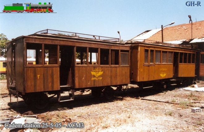 Cars in Cadem station 05 k.jpg