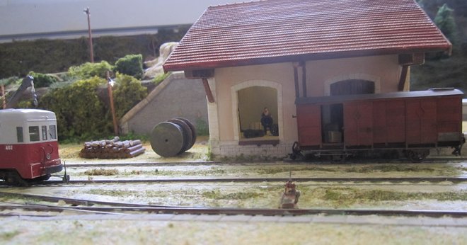 Train 003.jpg