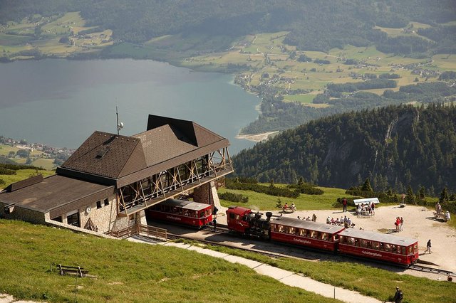 Schafbergbahn.JPG