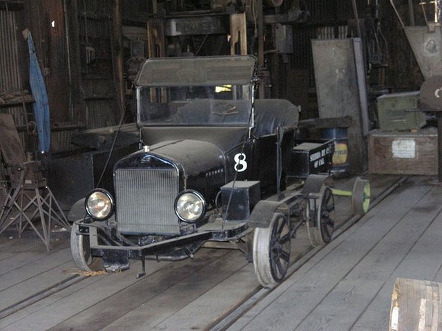 800px-Speeder_8.jpg