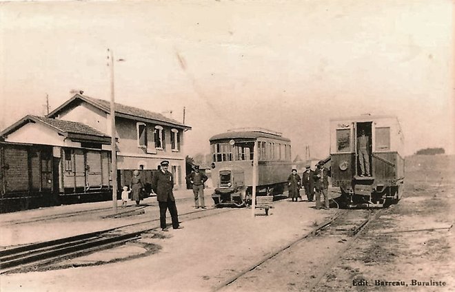 17 - Archiac - Gare -.jpg