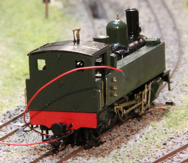 RB230 327 008.jpg