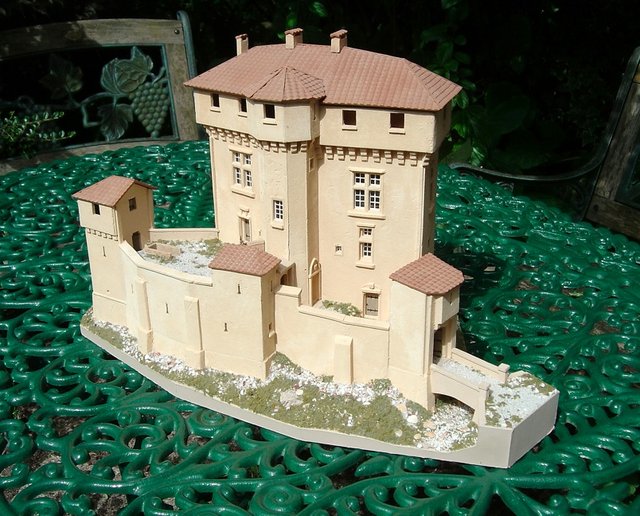 chateau1.jpg