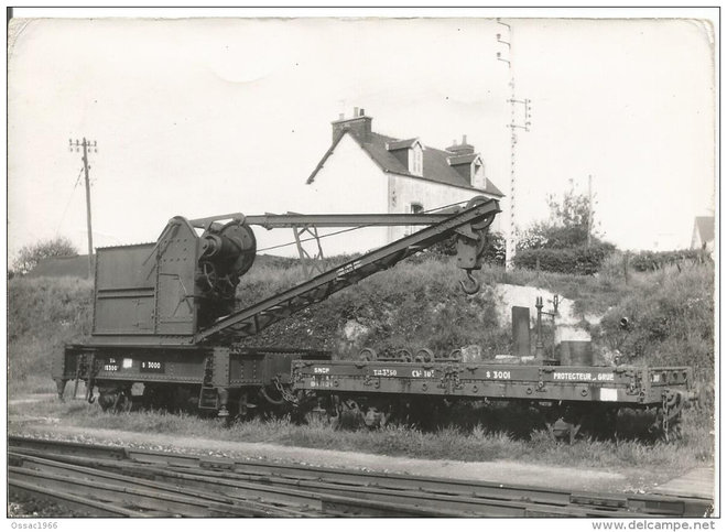 29 - CARHAIX reseau breton carte photo d un wagon grue (bazin).jpg