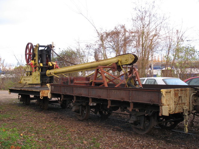 WAGON GRUE DU TRAIN JAUNE (CERDAGNE) ARRIVEE DECEMBER 2007.jpg