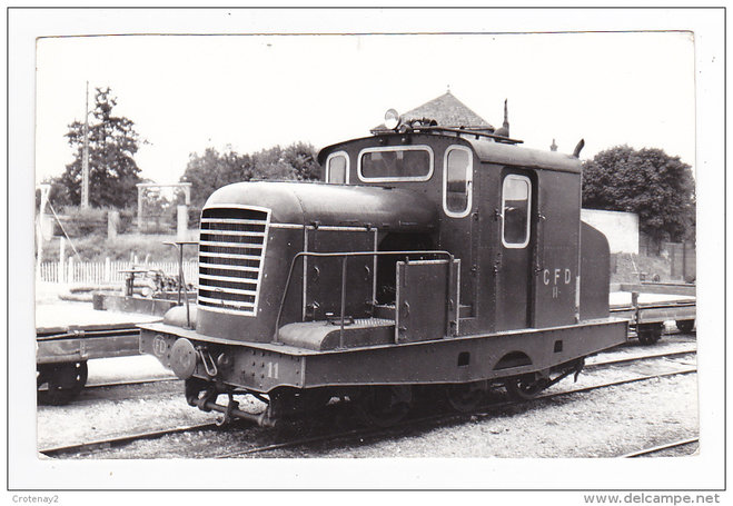 89 - Chablis Locotracteur des CFD en 1951.jpg