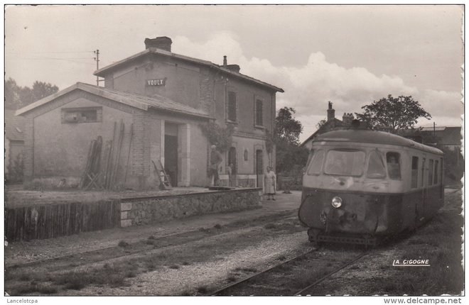 77 - VOULX  LA GARE.jpg