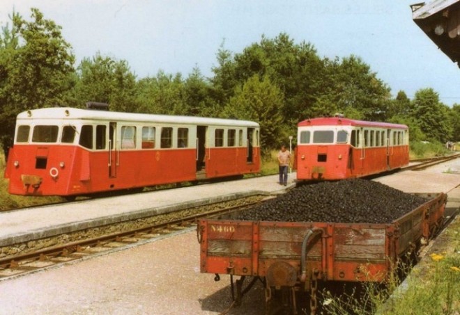 41- Autorails De Dion Bouton OC 2 en gare - SELLES SAINT-DENIS -  BA - SNCF.jpg