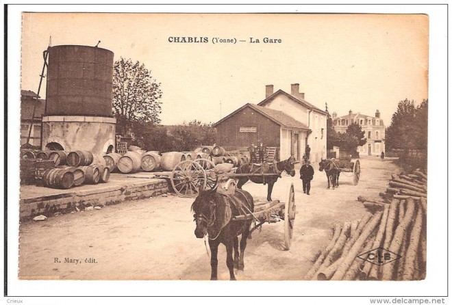 89 - CHABLIS - la GARE - édit. Mary -.jpg