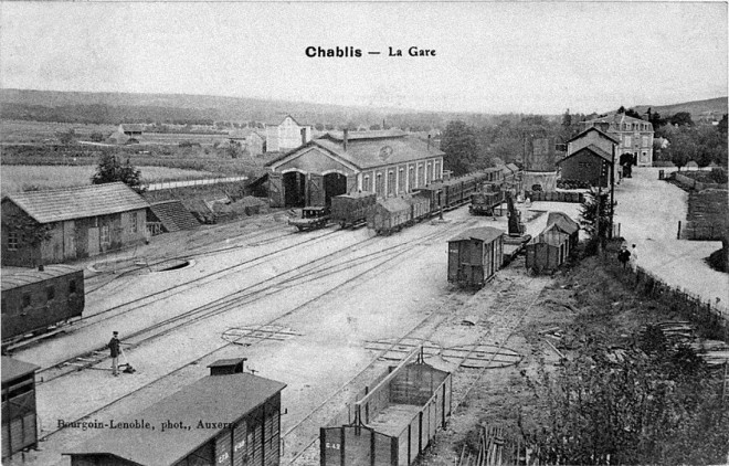 chablis gare.jpg