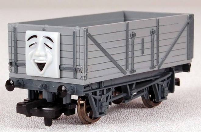 77047d.jpg