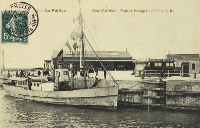 17 - La Rochelle La Pallice vapeur pour Ré.jpg