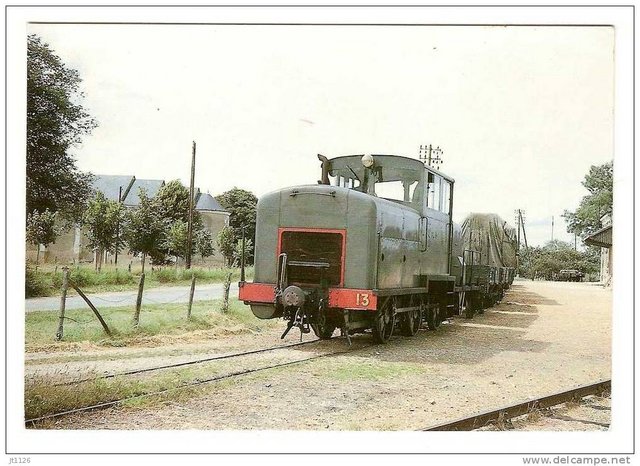 Train - Argy (41) - Train de marchandises, locotracteur BA 13.jpg