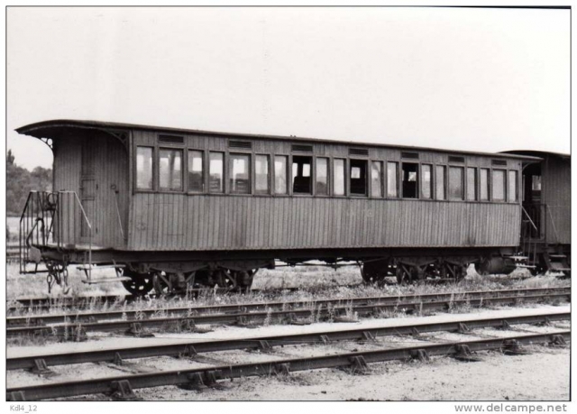 BA voiture 2 classe Byf ex-Allier.jpg