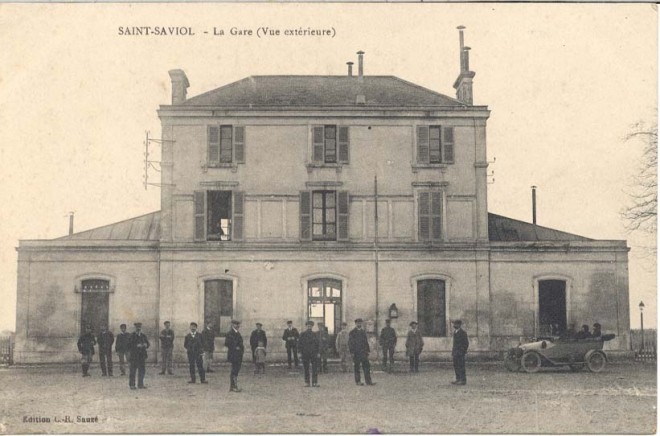 86 - Saint Saviol gare.jpg