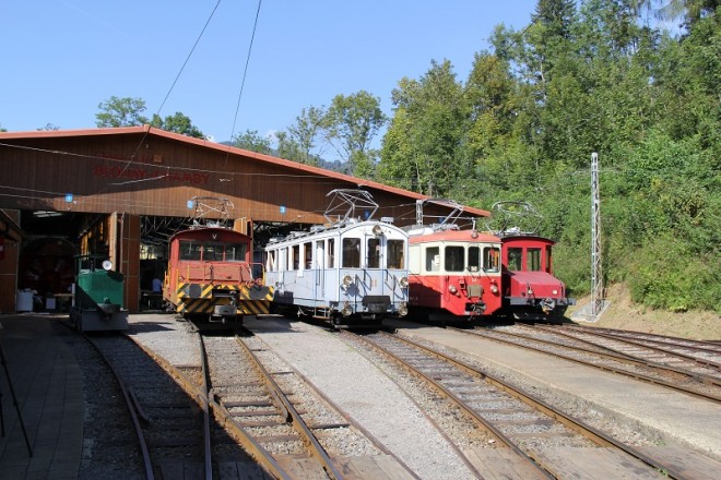 MH.16-09 362.jpg