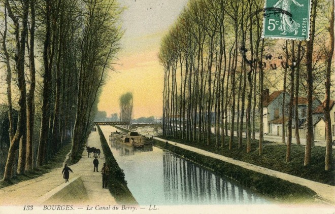 137 - 1379844064-Bourges-Canal.jpg