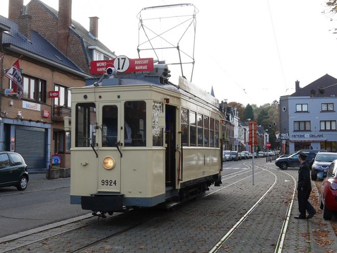 4. Thuin ville basse.JPG