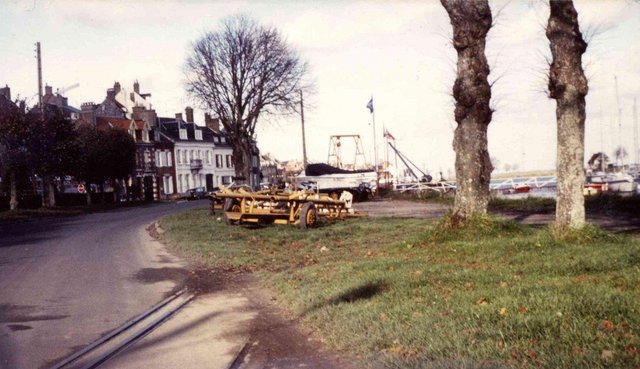 1981-12 Port de St Valery 001.jpg