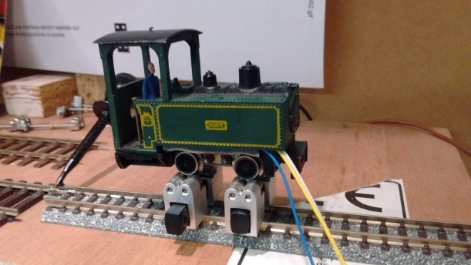 Jouef V10 moteur Mabuchi avec DZ126 04 reduit.jpg