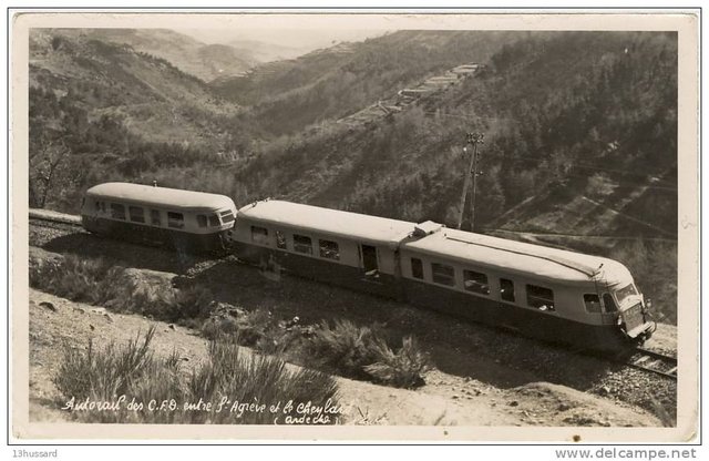 Carte Postale Chemin de Fer - Autorail des C.F.D. entre Saint AgrÃ¨ve et Le Cheylard (ArdÃ¨che).jpg