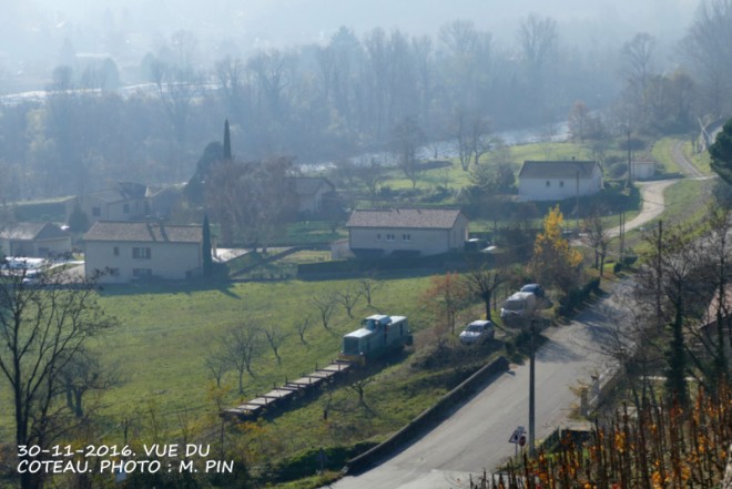 228.JPG