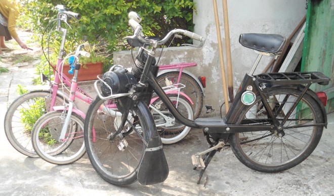 Solex 2200 La Flotte.JPG