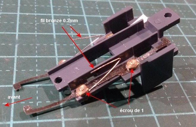Roco 33209 Leo chassis 04 extait.jpg
