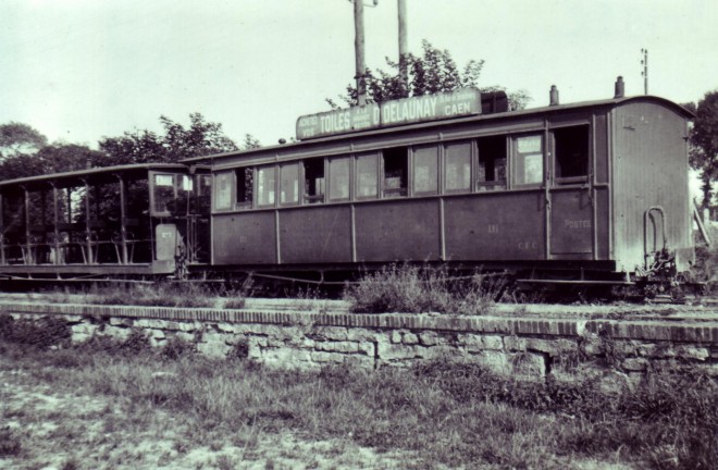 Voiture fermée Postes Decauville.JPG