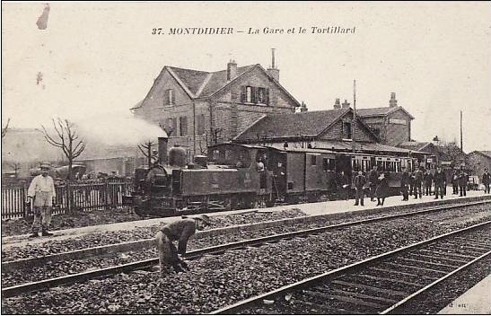 19-Montdidier Gare Tortillard 1.jpg