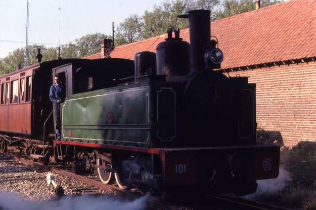 img021.jpg