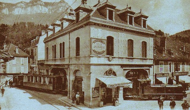 Saint Laurent du Pont.jpg
