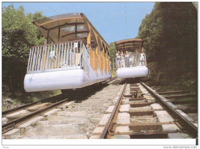 38 . FUNICULAIRE DE ST HILAIRE DU TOUVET.jpg