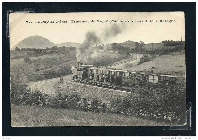 63 Tramway du Puy de Dome au tournant de la Baraque.jpg